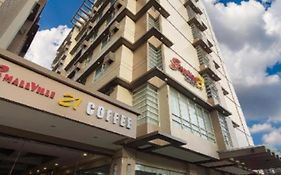 Smallville 21 Hotel